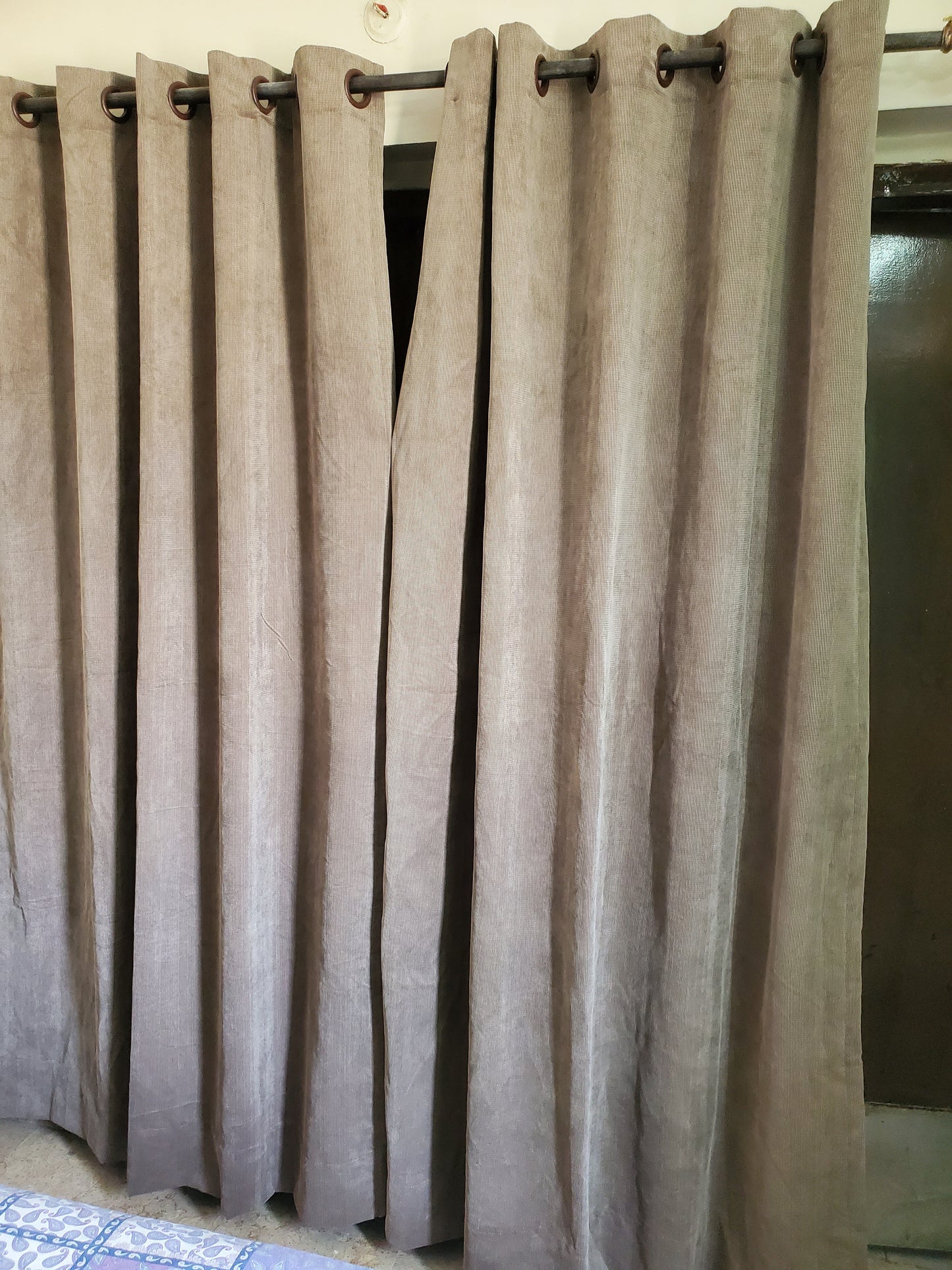 Brown block fabric curtains, with blackout ready to hang,pay advance n save 5%